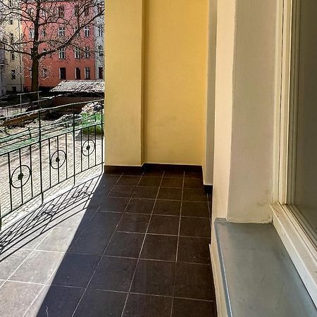 Zlote Apartamenty 6 Legnica Exterior photo